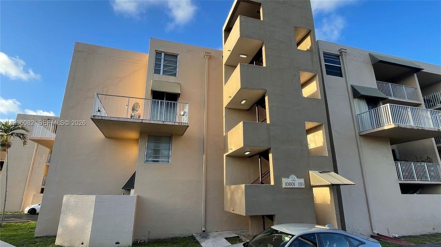 Spacious 1 bed 1.5 bath in the Kendall area. The oversized balcony is perfect for entertaining. Community is conveniently located near highway and across the street from Miami-Dade College. Plenty of guest parking in the community. No smoking, no pets. Available 7/1/26