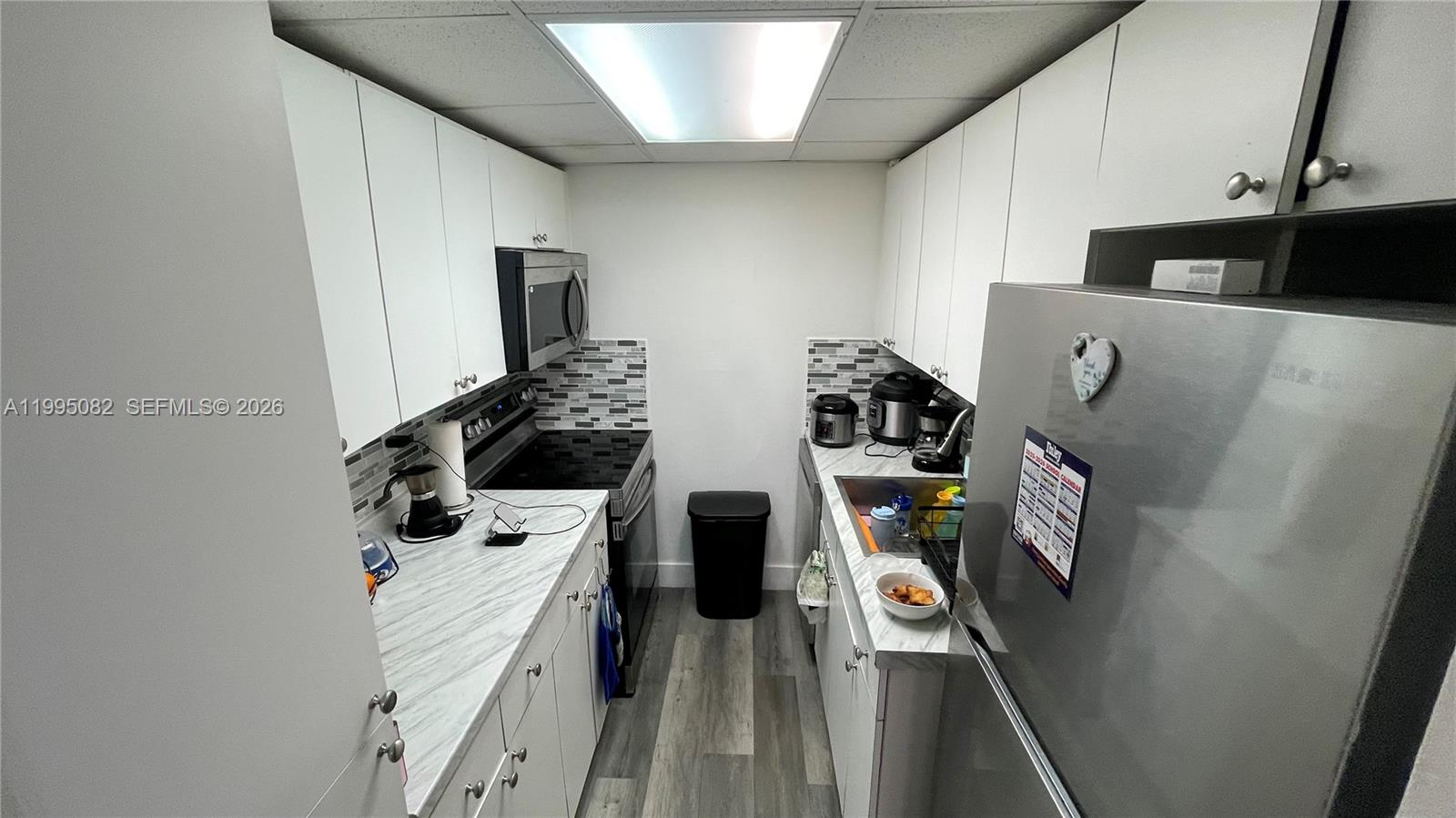 THE TERRACES CONDO PH II - Residential Lease