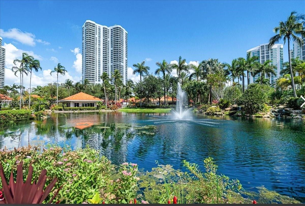 MYSTIC POINTE TOWER 400 C - Residential