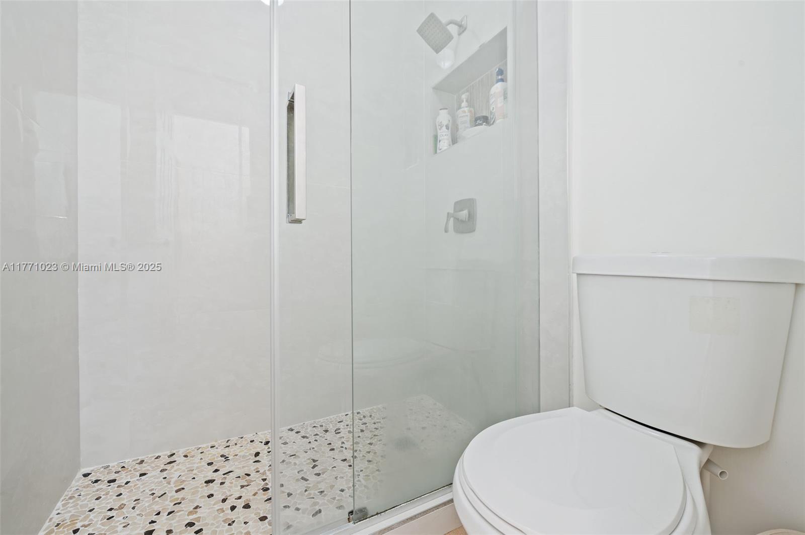 TWIN ACRES - Residential