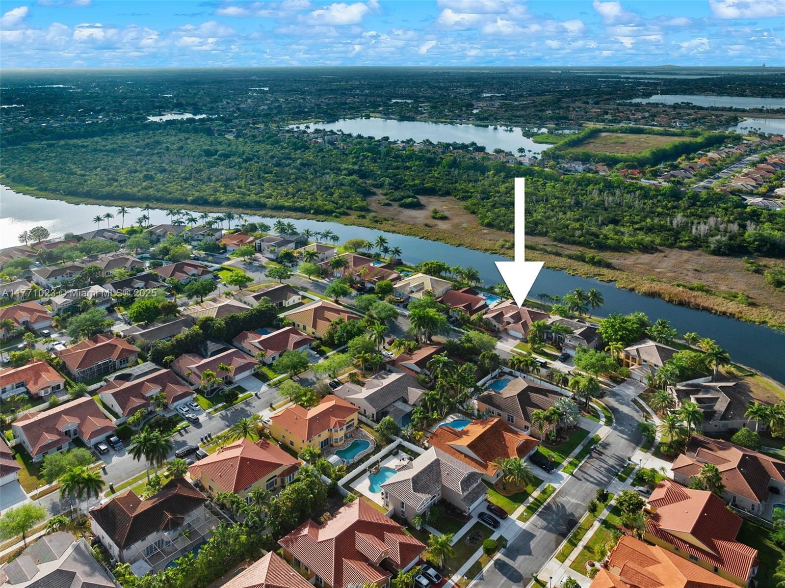 TWIN ACRES - Residential