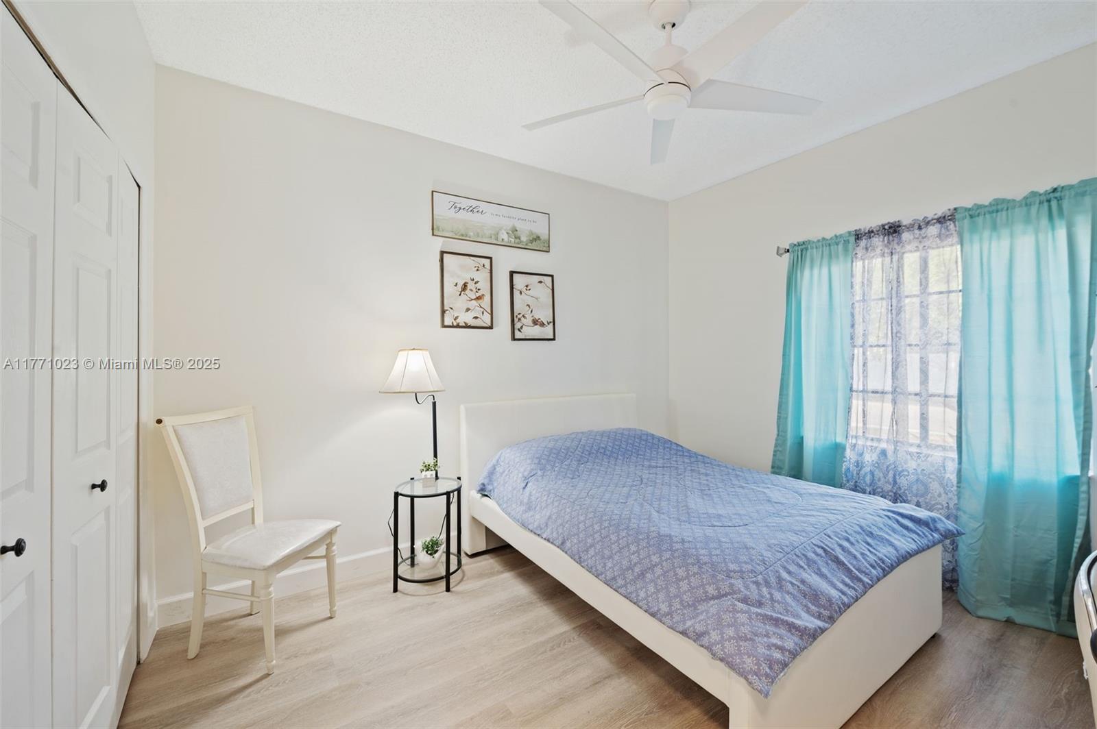 TWIN ACRES - Residential