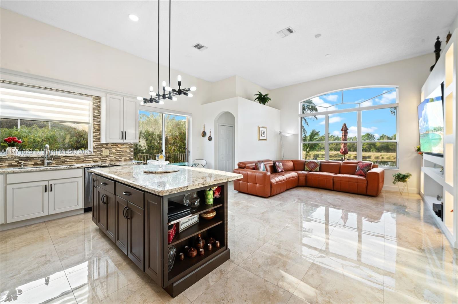 TWIN ACRES - Residential