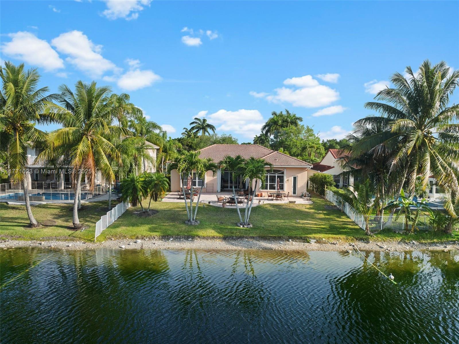 TWIN ACRES - Residential