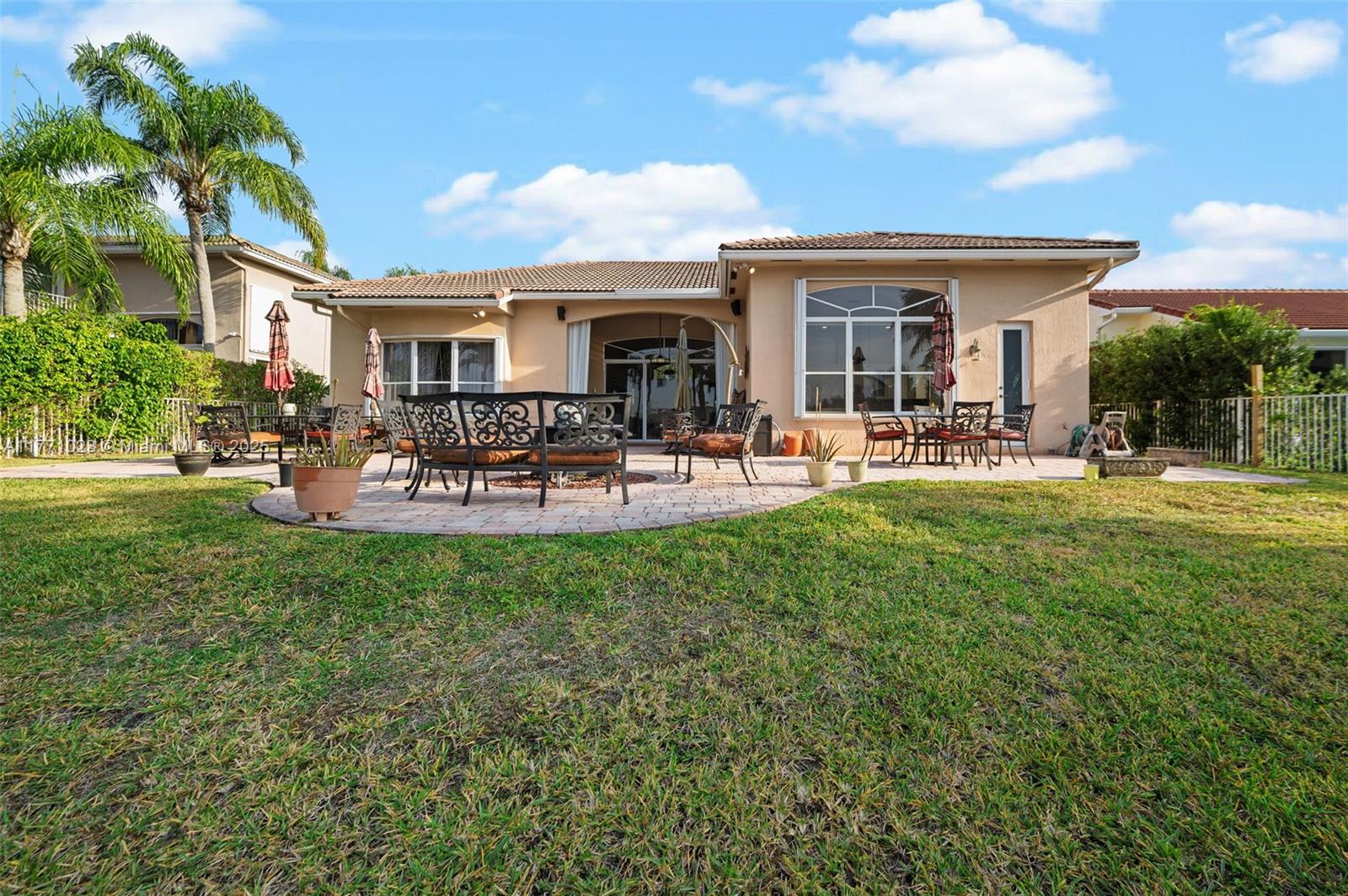 TWIN ACRES - Residential
