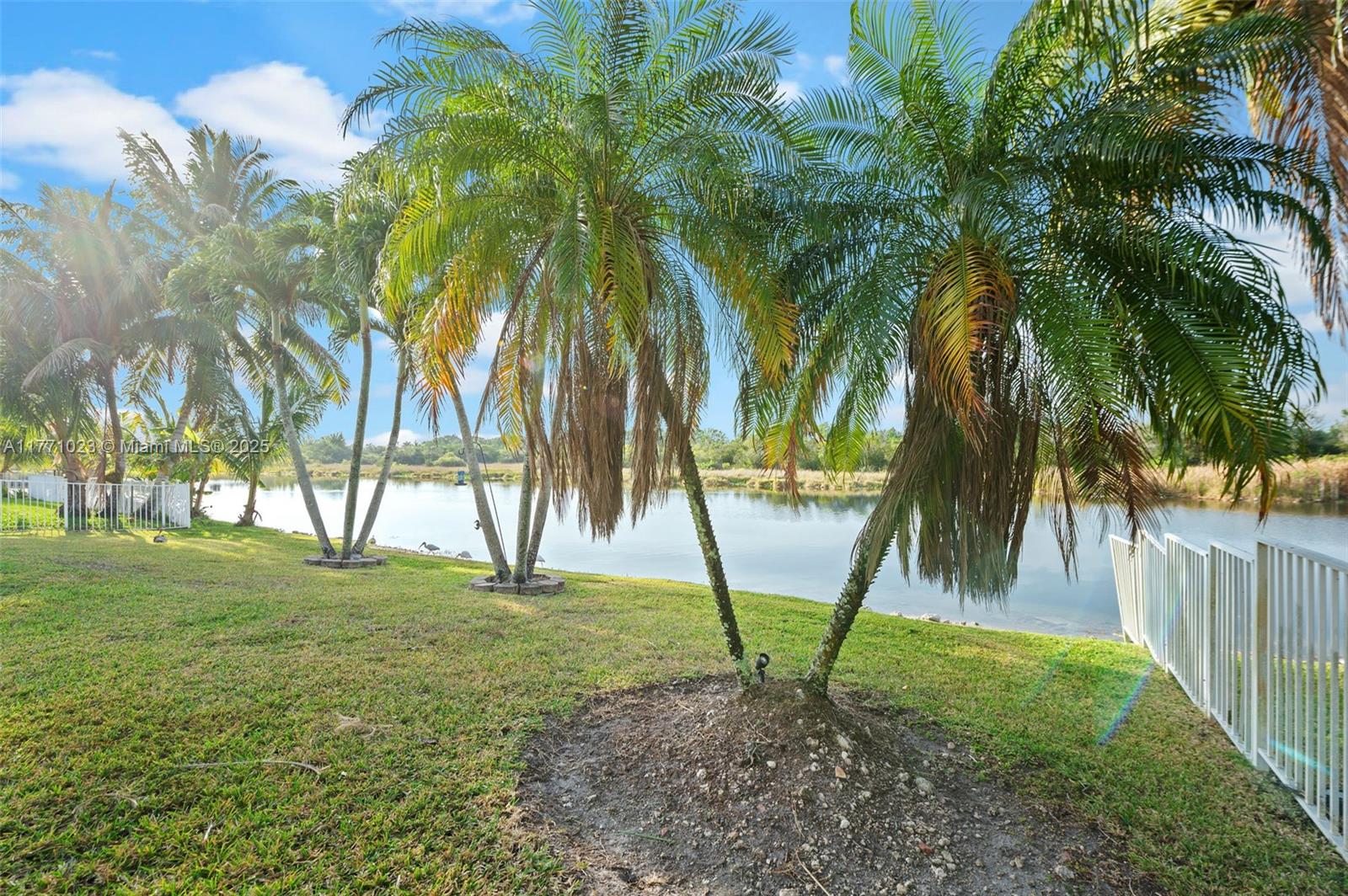 TWIN ACRES - Residential