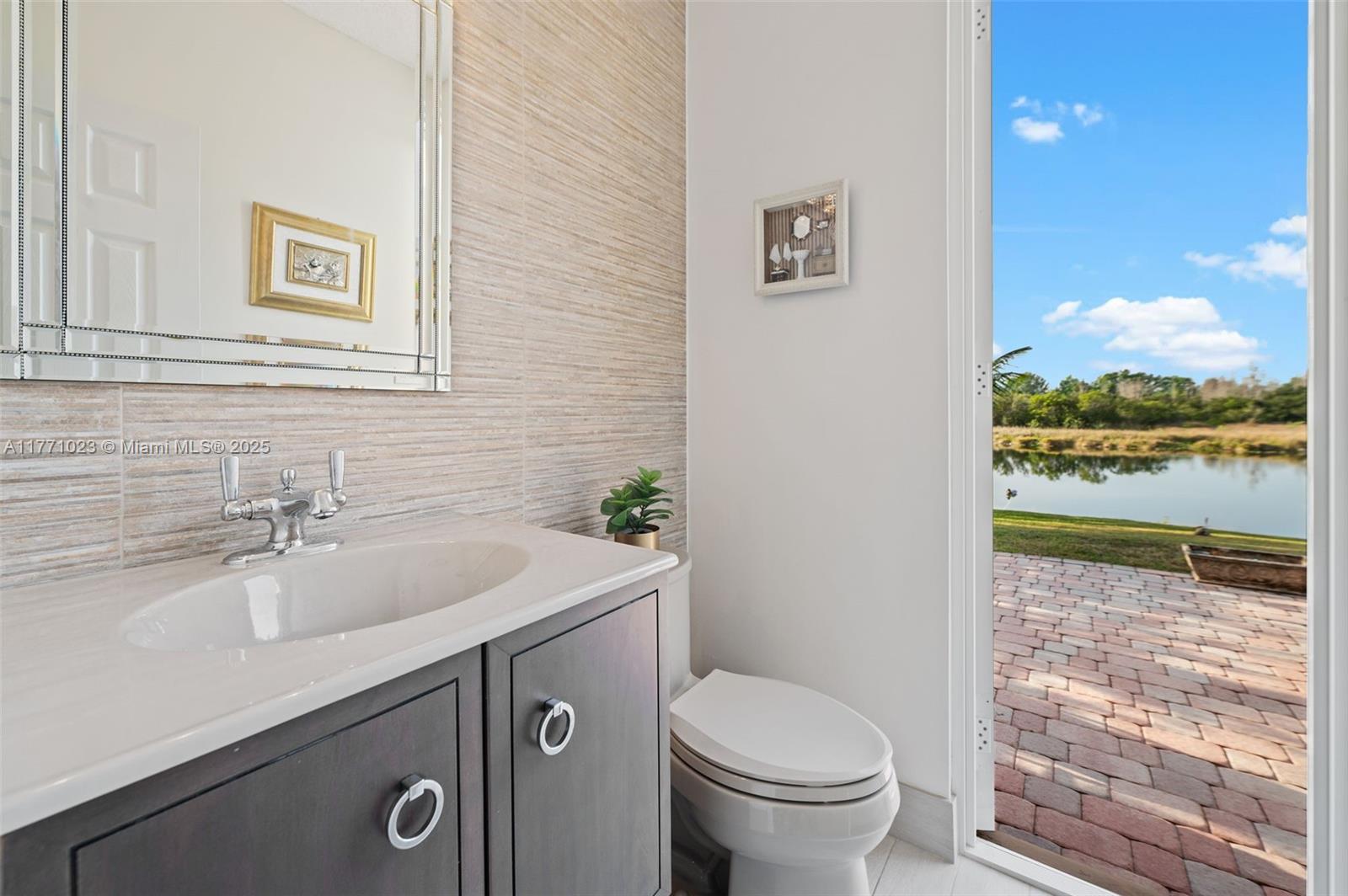 TWIN ACRES - Residential