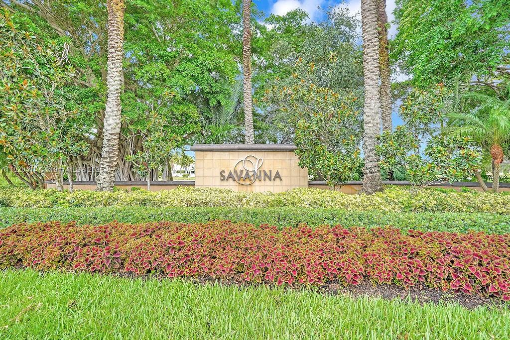 904 Stillwater Ct, Weston, FL, 33327/$1,750,000 2 904 Stillwater Ct
