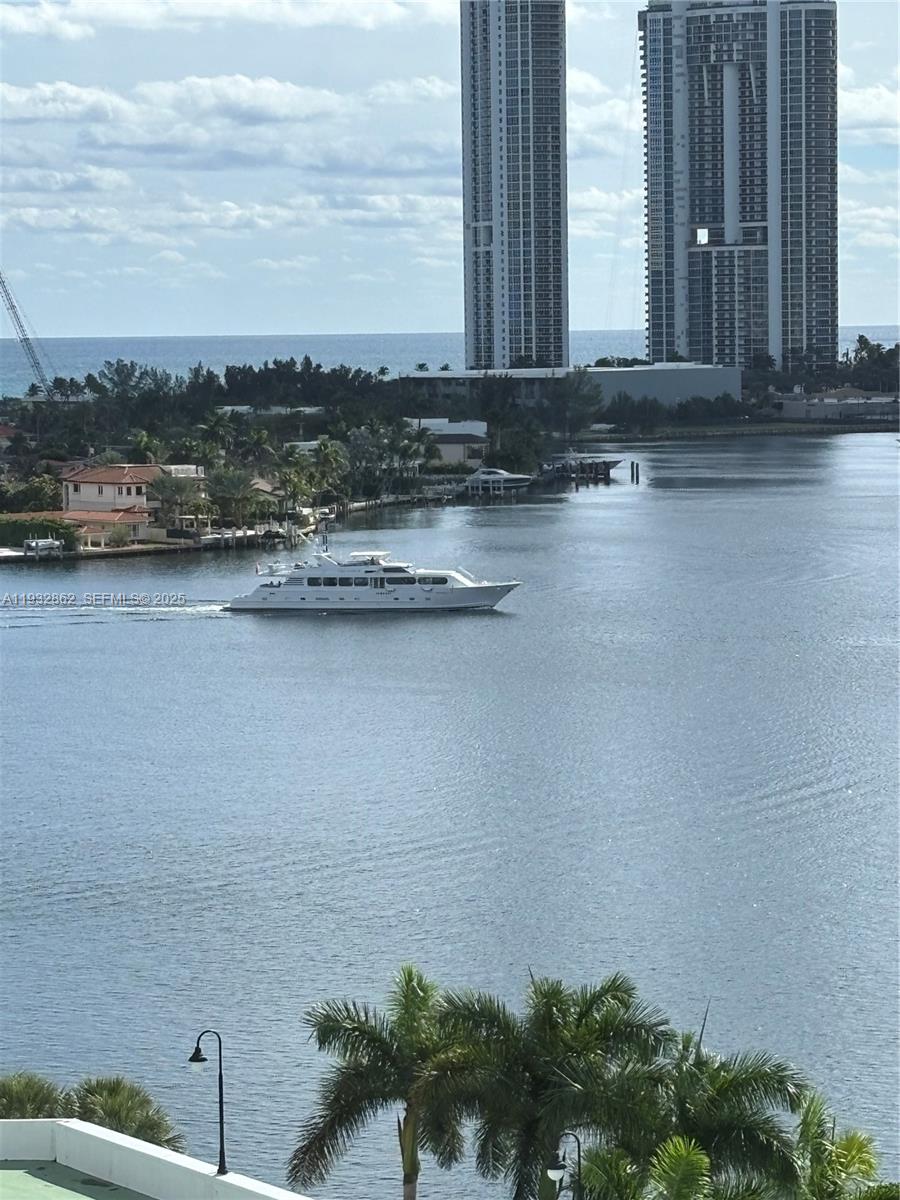 MYSTIC POINTE TOWER 500 C - Residential Lease