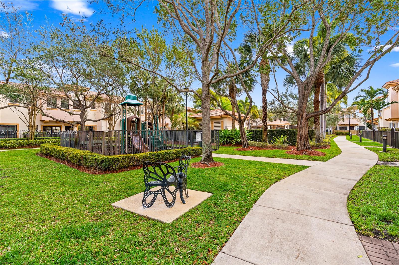 GRAND CYPRESS - Residential