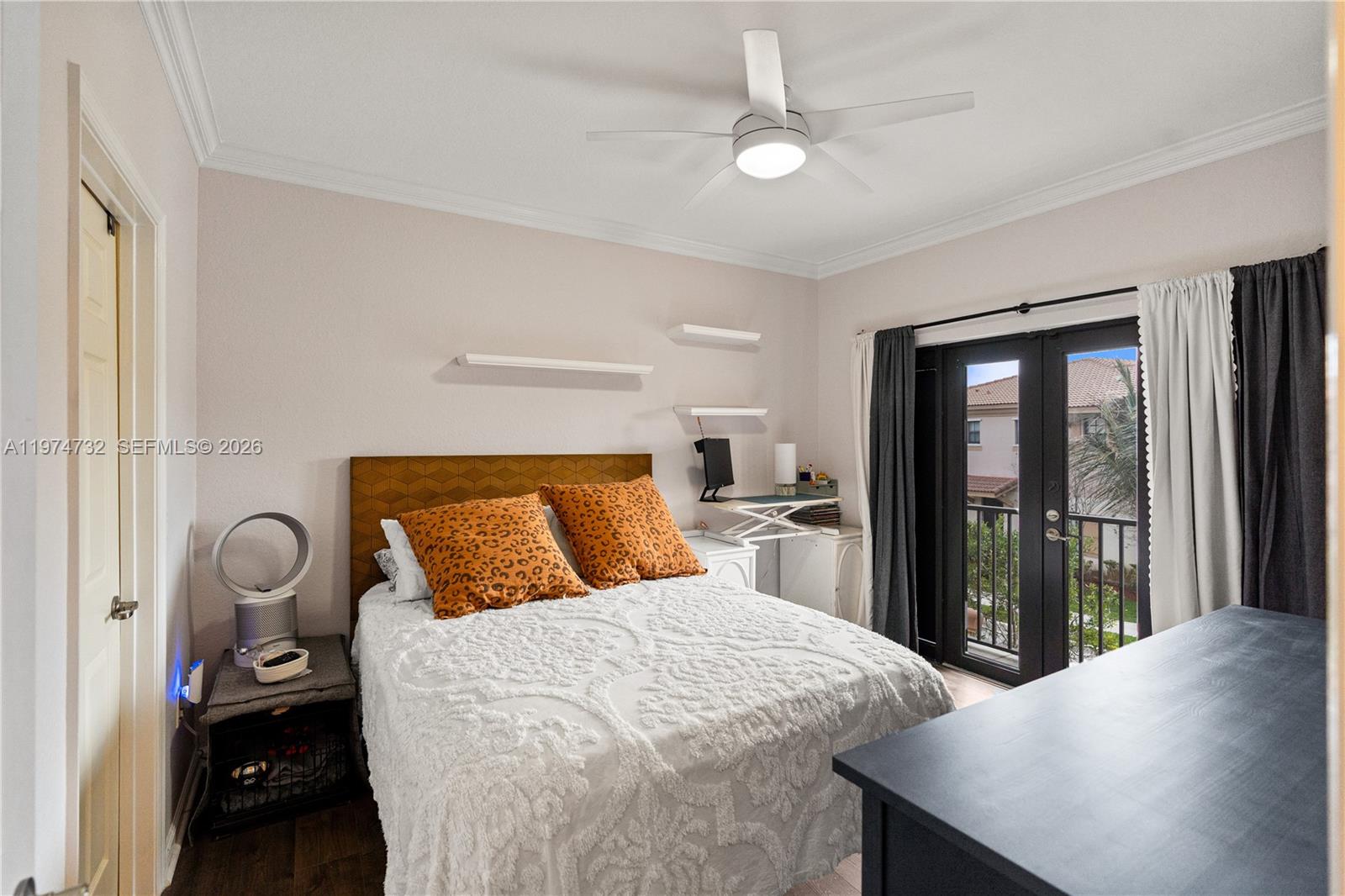 GRAND CYPRESS - Residential