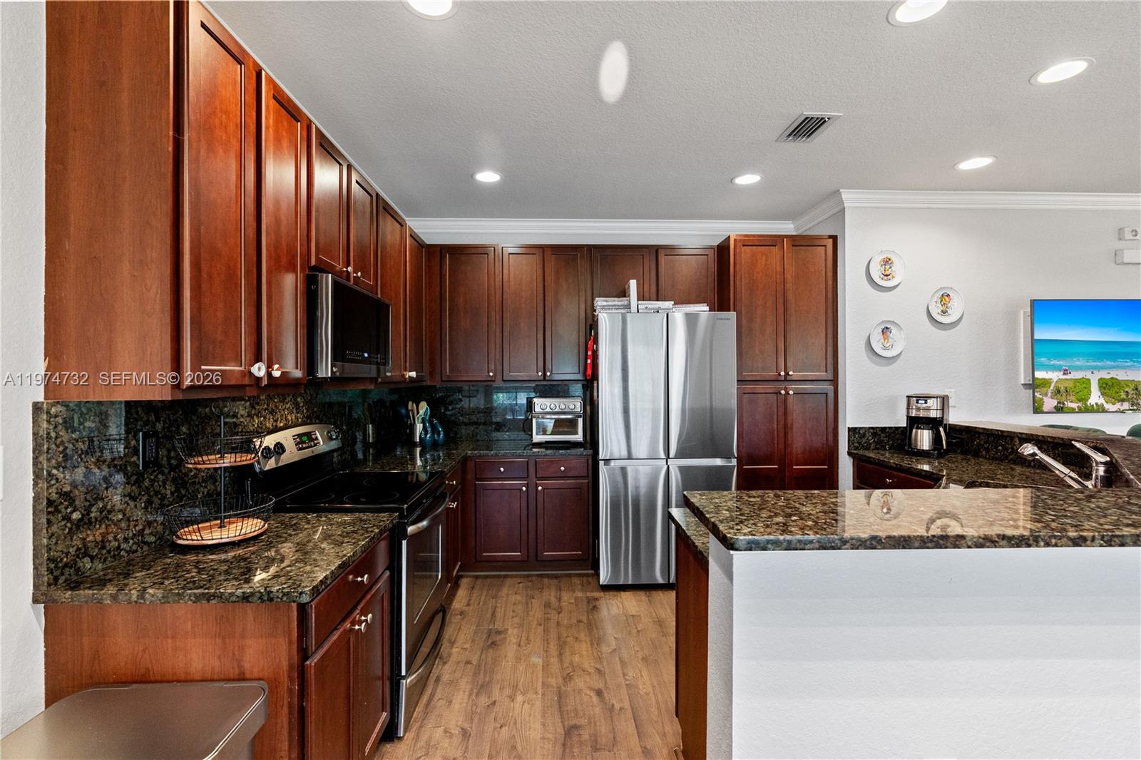 GRAND CYPRESS - Residential