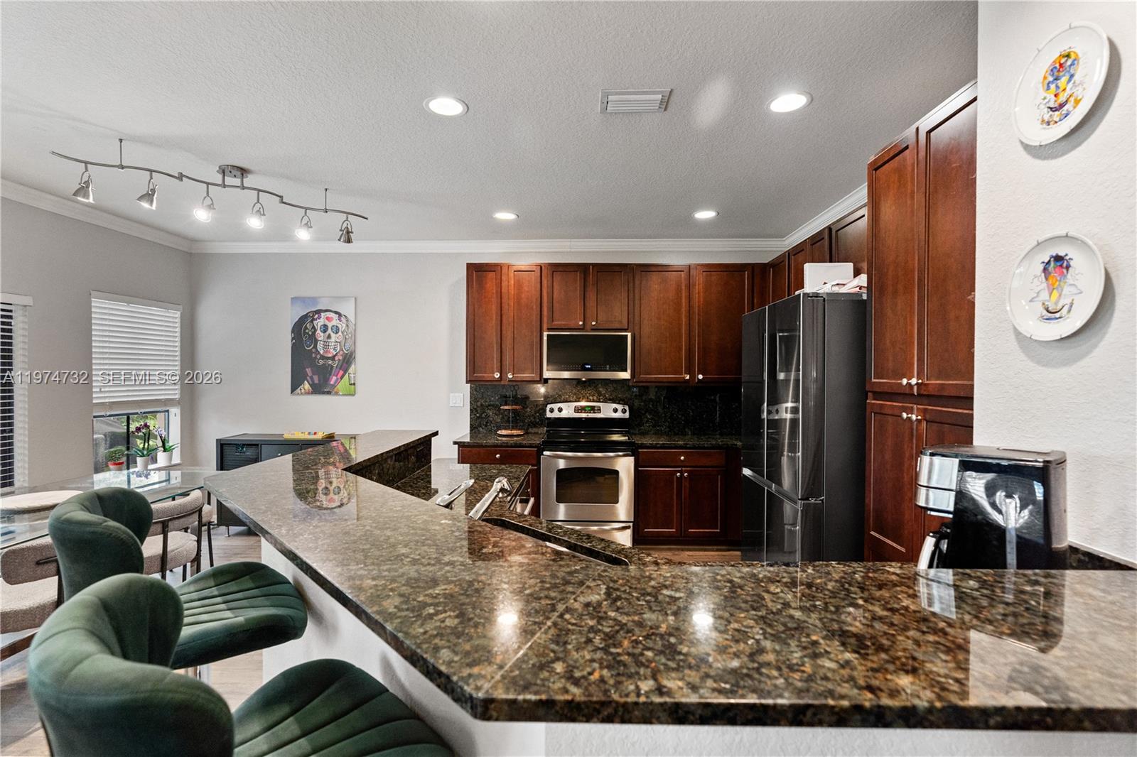 GRAND CYPRESS - Residential