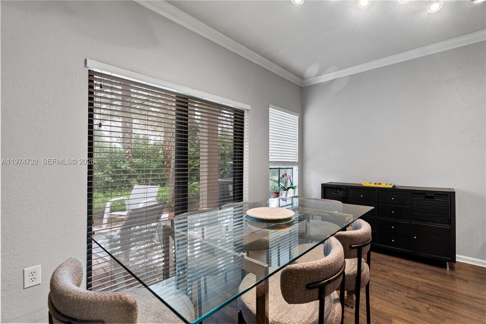 GRAND CYPRESS - Residential