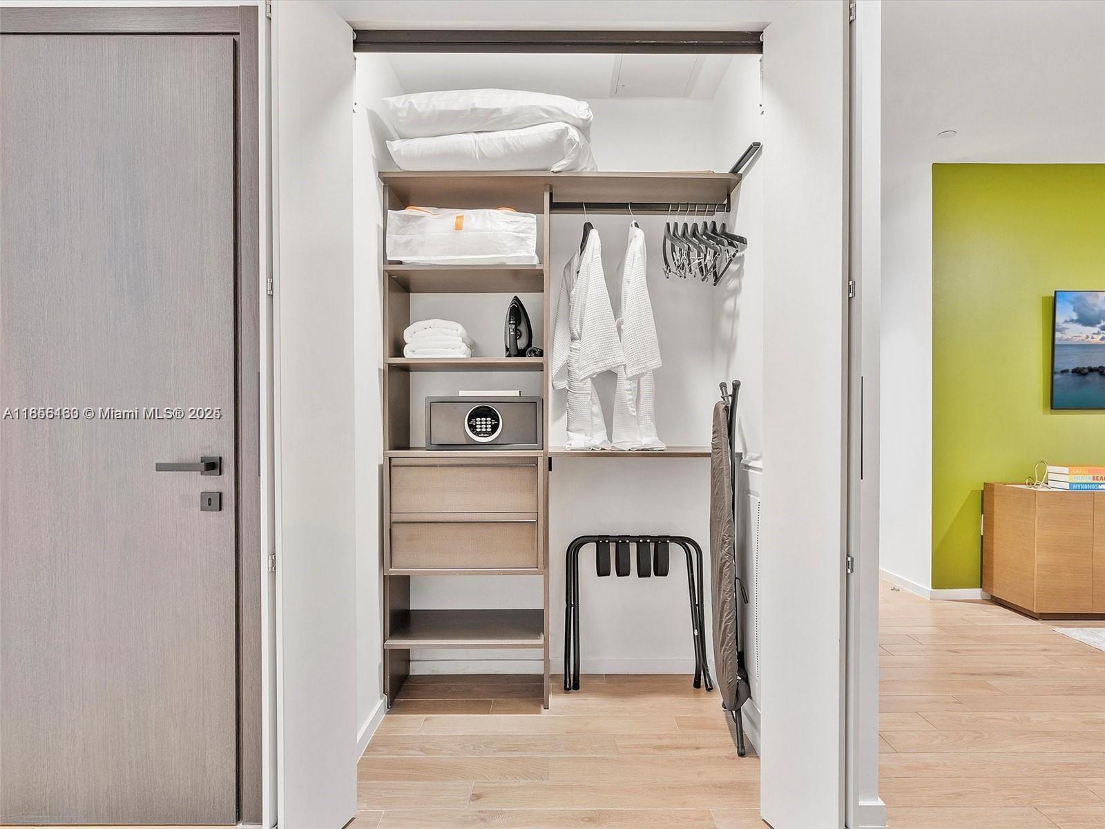 THE ELSER - Residential