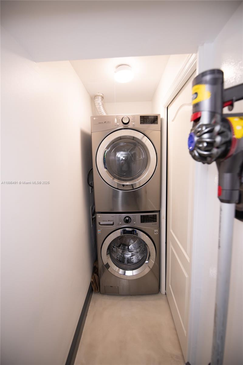 VILLA SAN REMO CONDO - Residential Lease