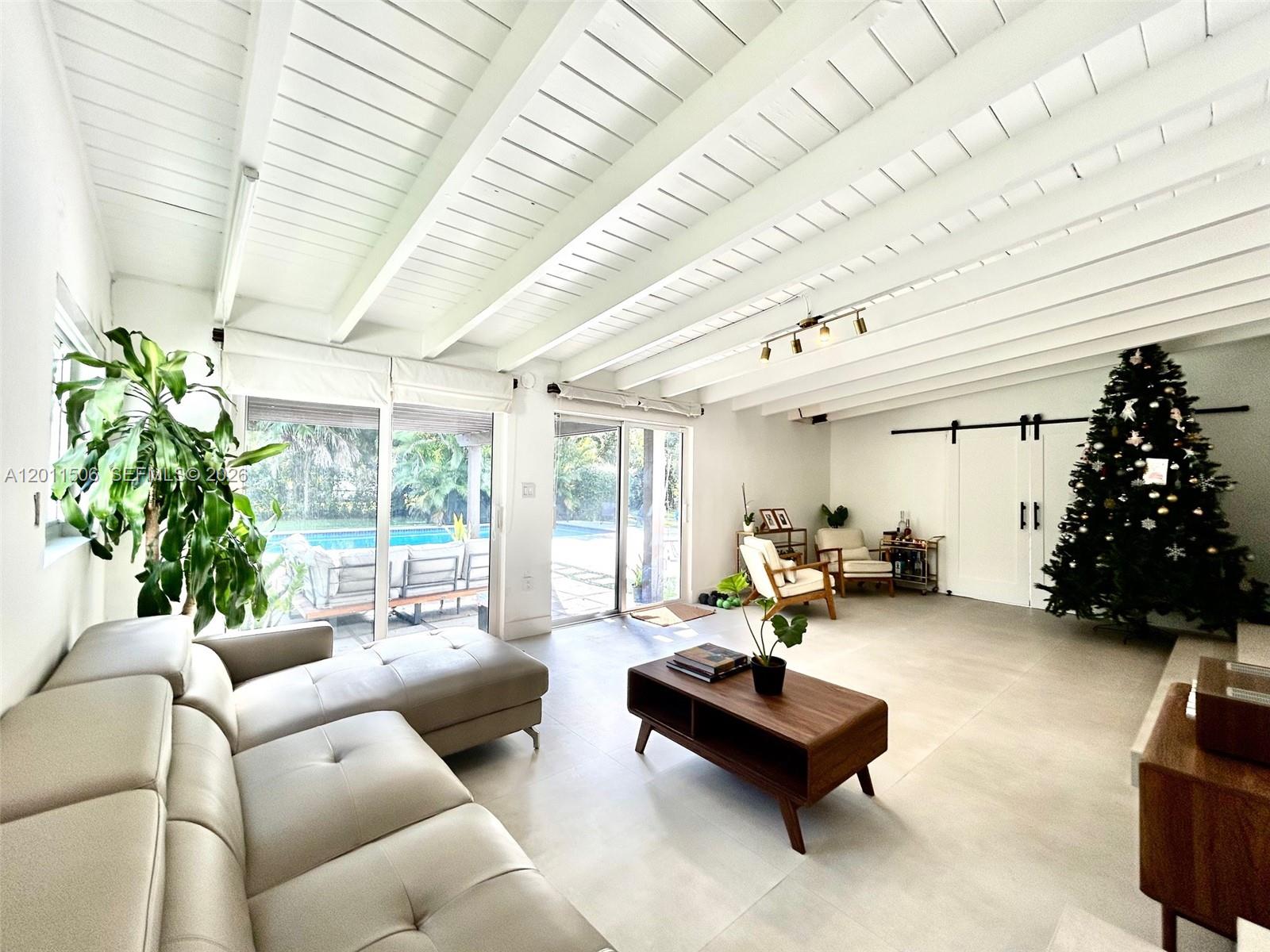 KENDAL RANCHES - Residential Lease