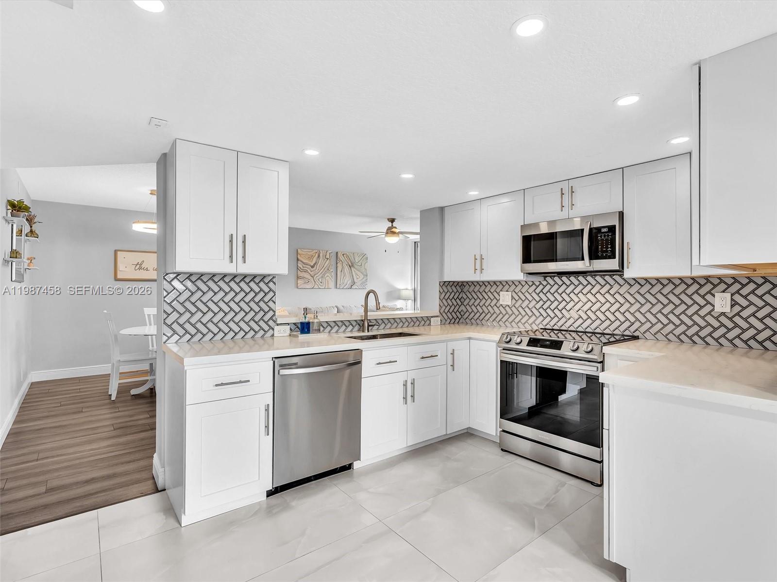 SABAL PALM CONDOS - Residential