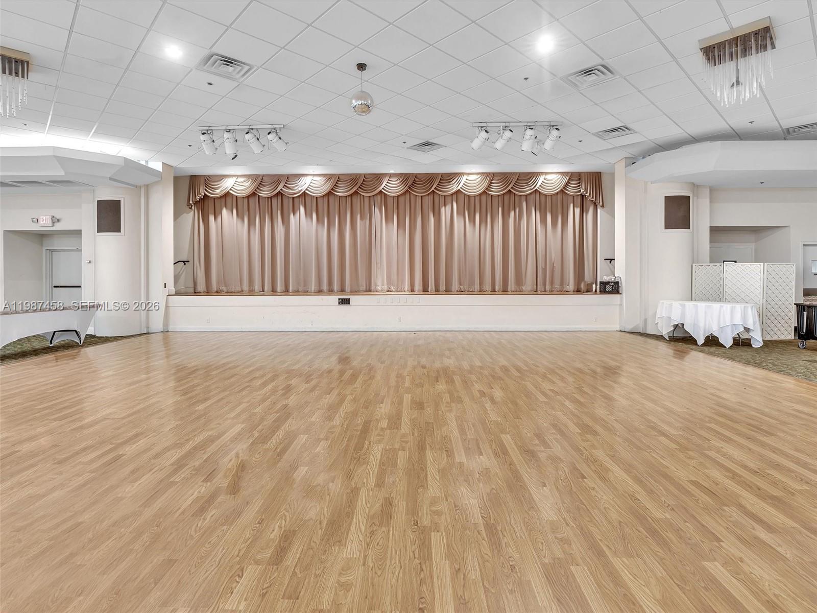 SABAL PALM CONDOS - Residential