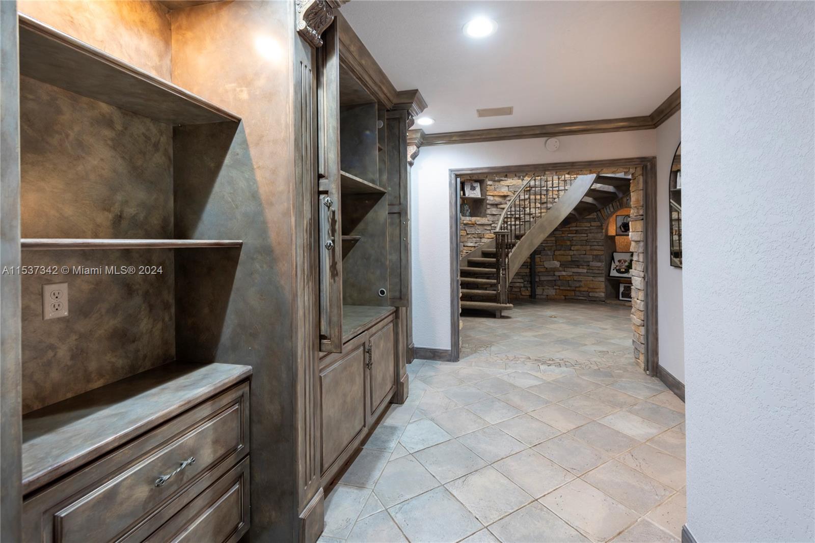 WINDMILL RANCH ESTATES - Residential