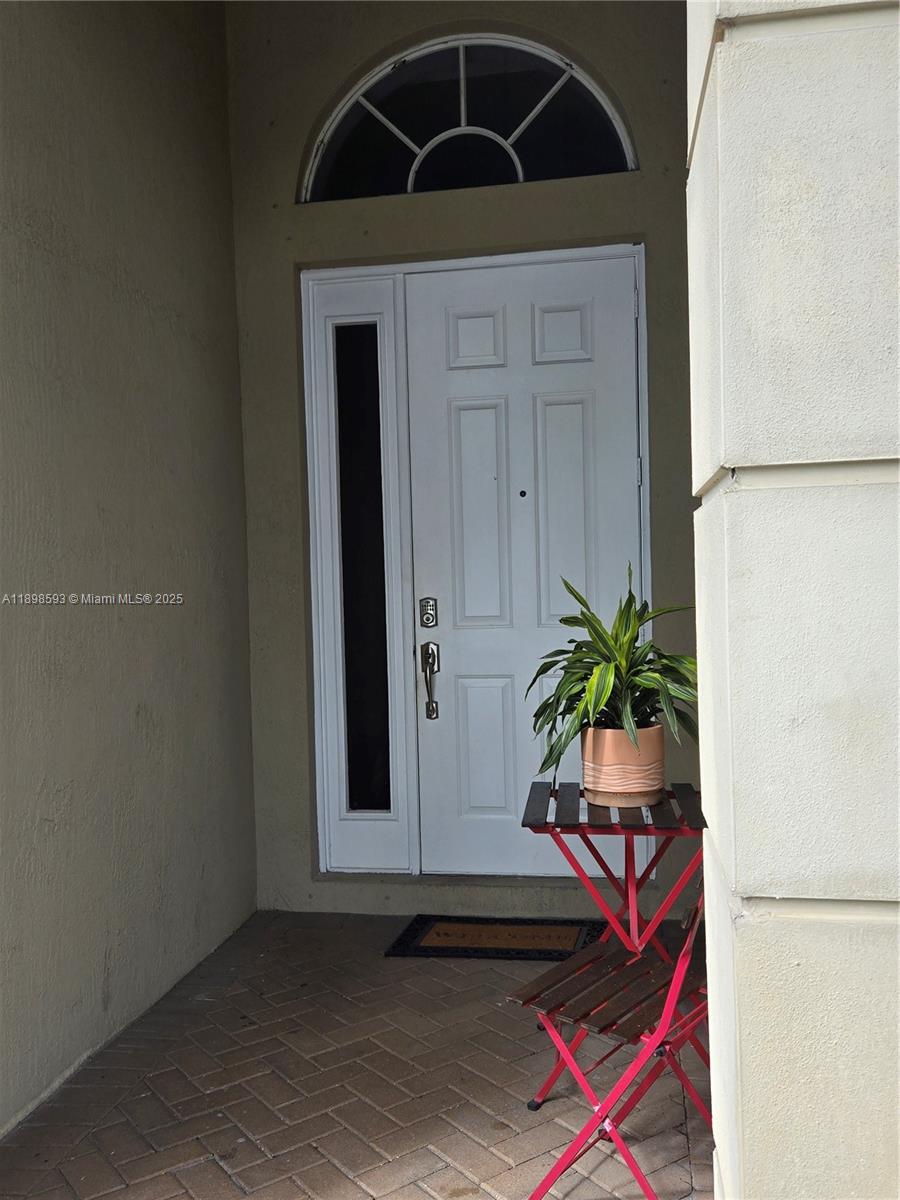 ISLANDS AT DORAL 1ST ADDN - Residential