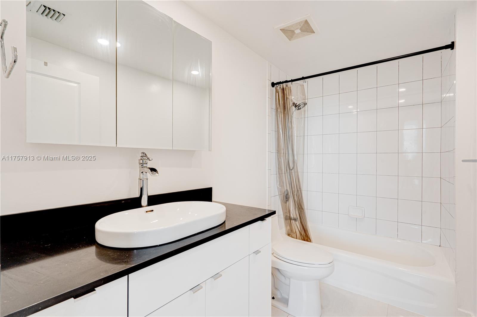 VUE AT BRICKELL CONDO - Residential