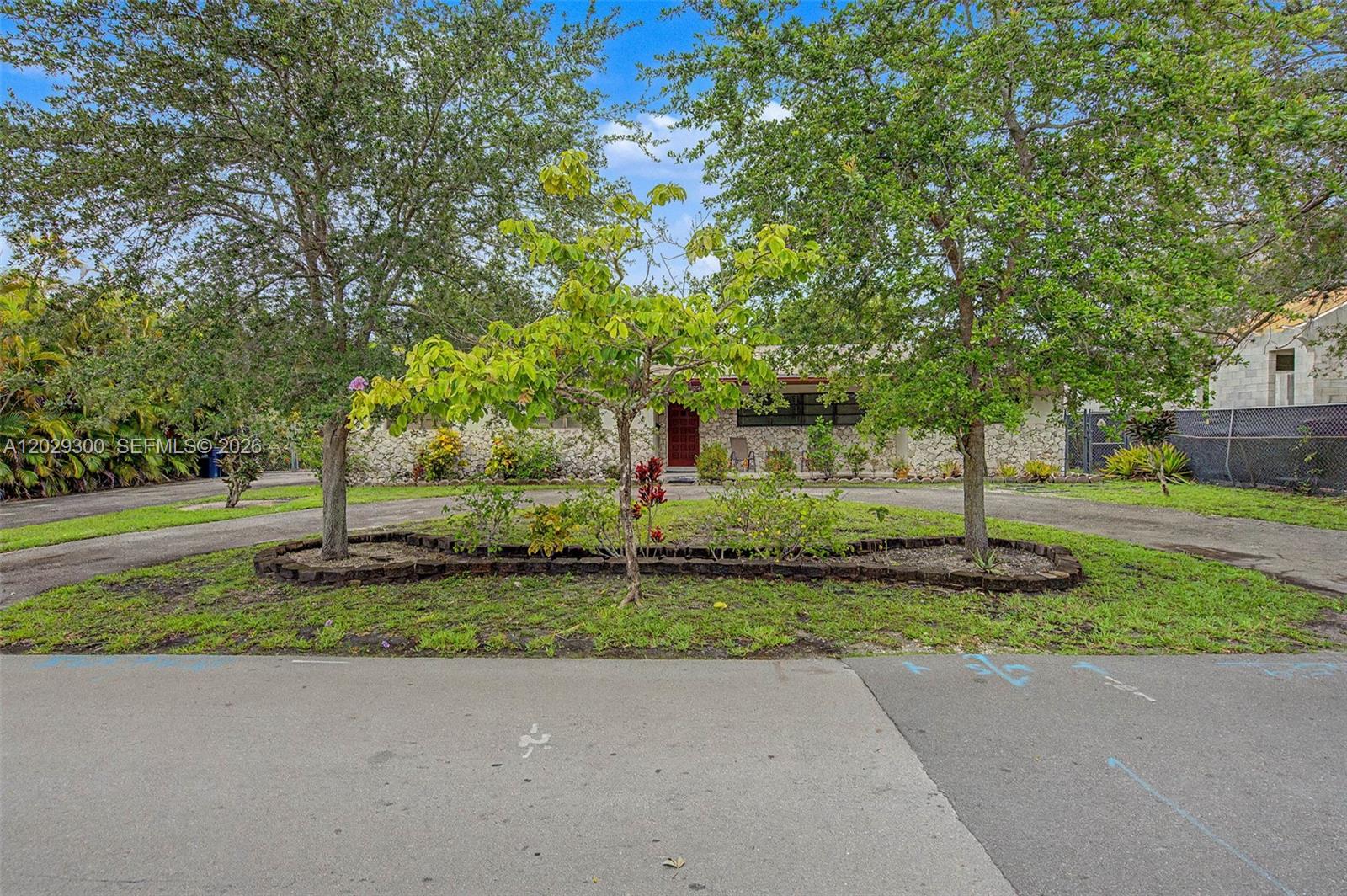 7931 SW 59th Ave