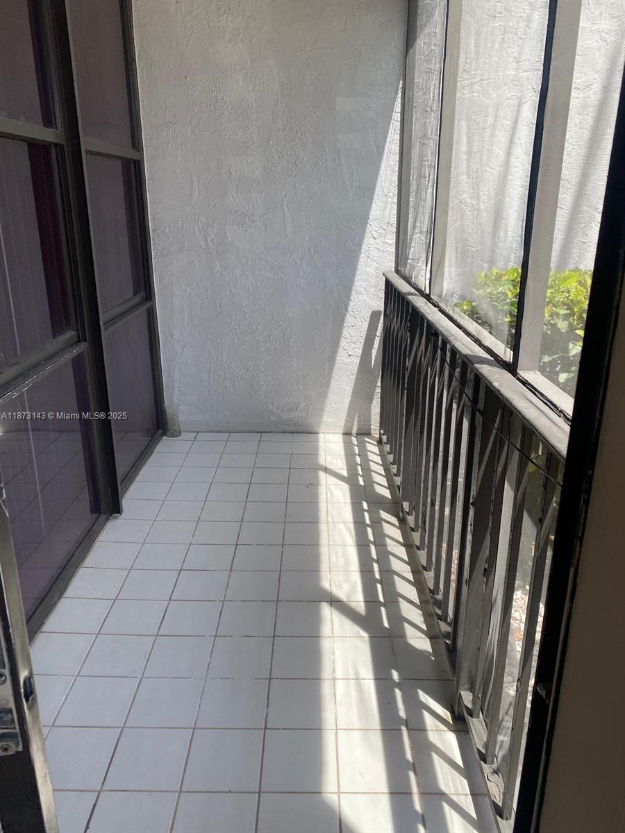 OCEANVIEW PARK CONDO - Residential Lease