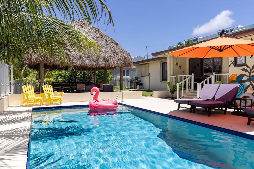 Photo of 155 SE 19th Ave #0, Deerfield Beach, FL 33441 (MLS # A12009058)