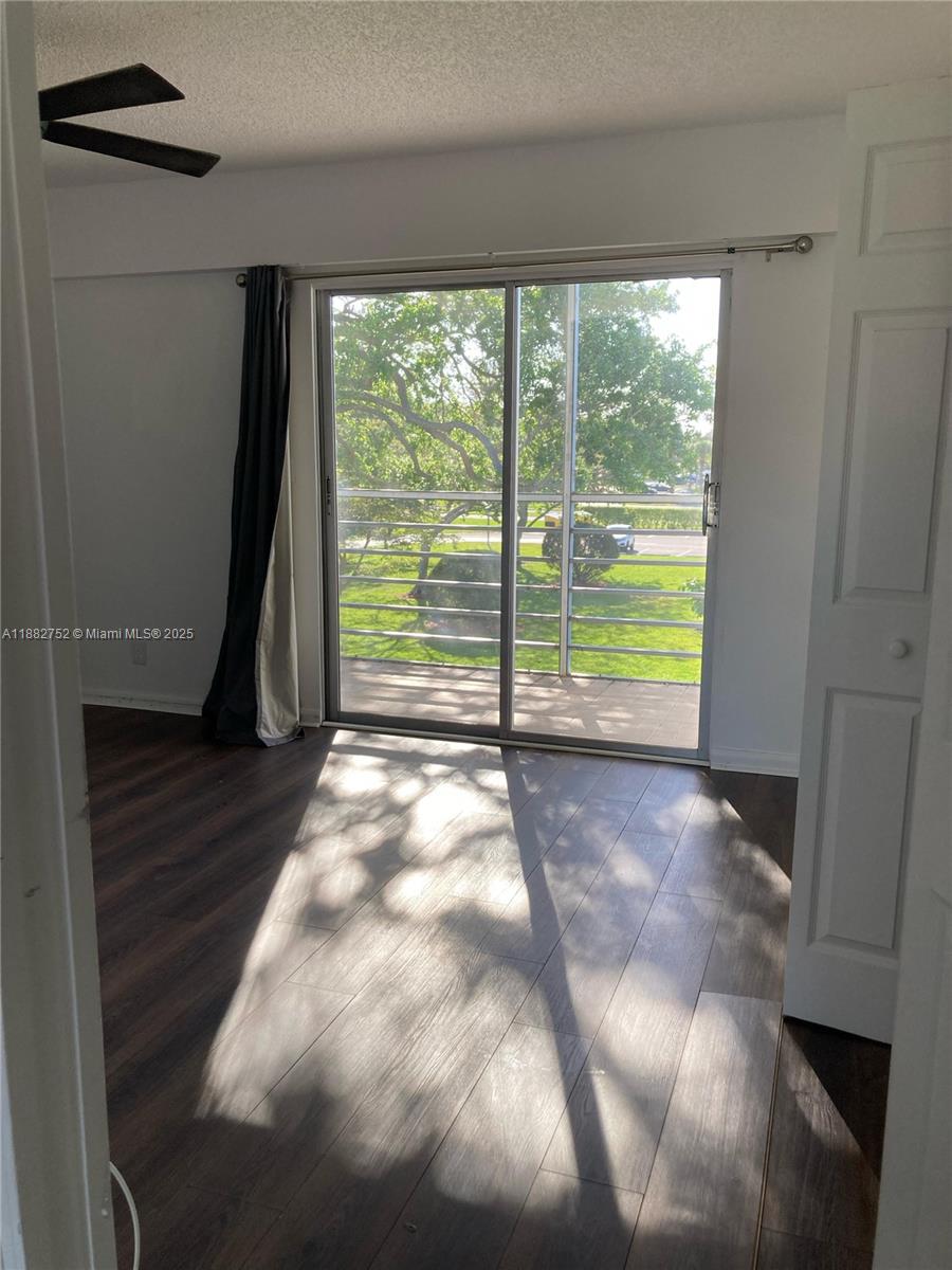 FANSHAW AT CENTURY VILLAG - Residential Lease