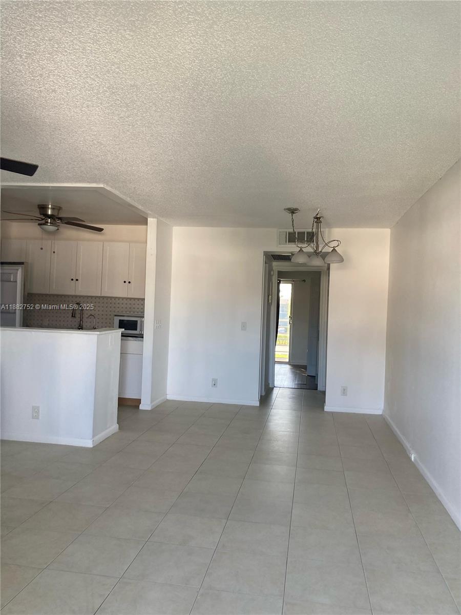 FANSHAW AT CENTURY VILLAG - Residential Lease