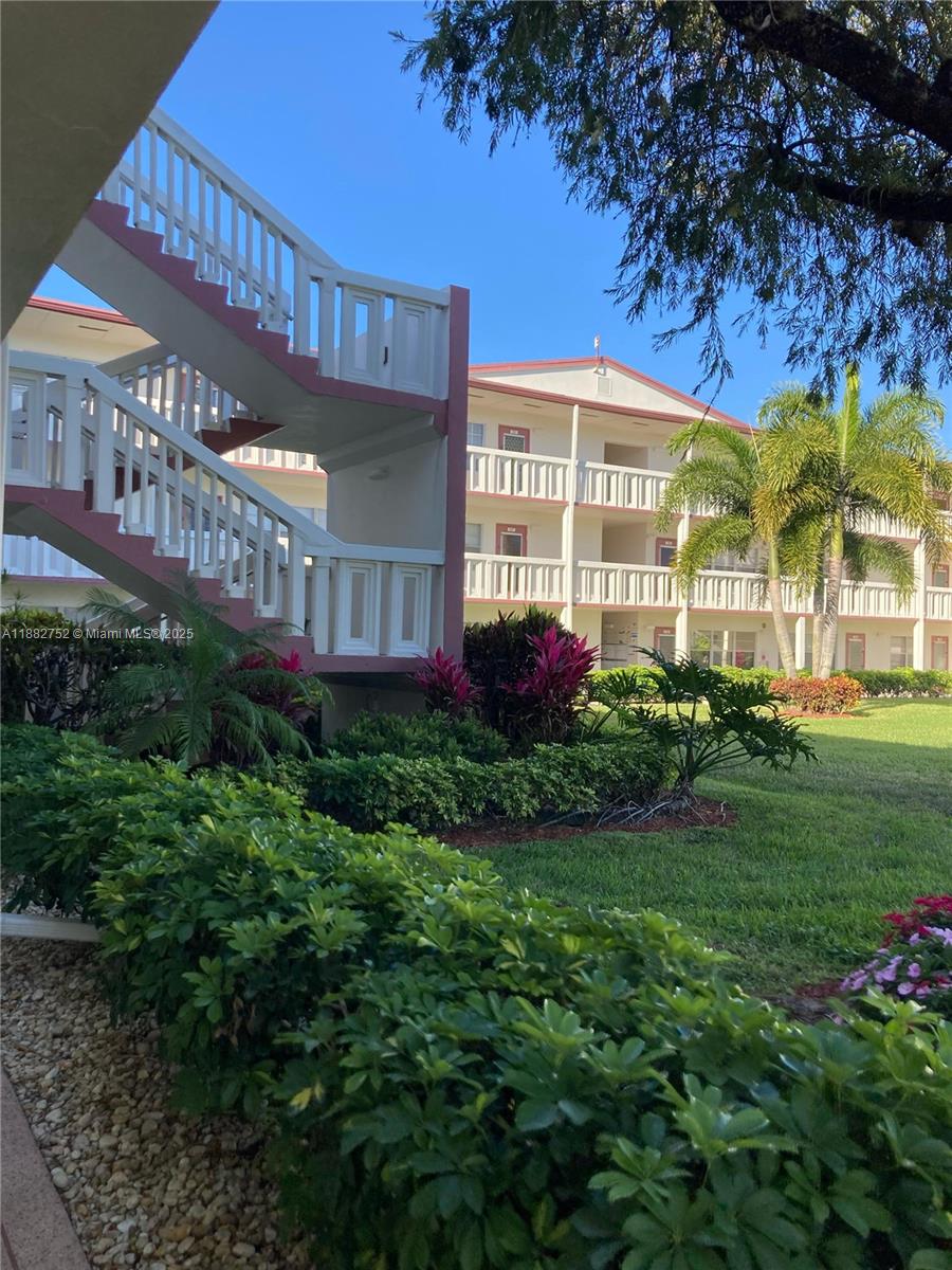 FANSHAW AT CENTURY VILLAG - Residential Lease