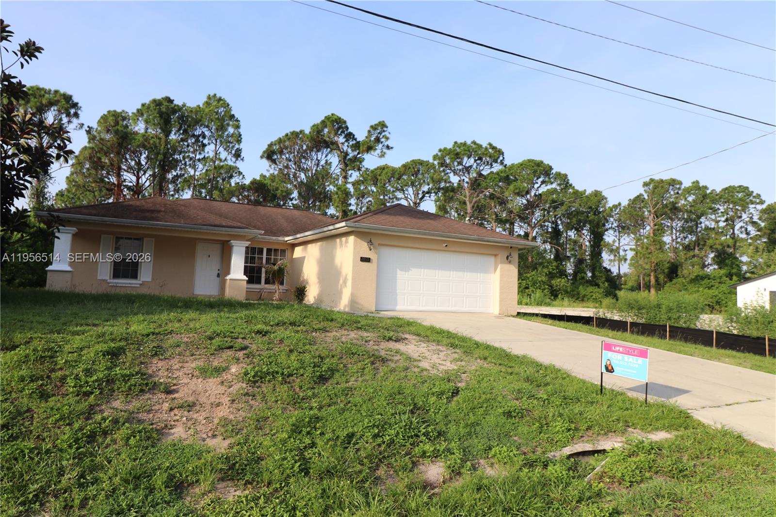 LEHIGH ACRES - Residential