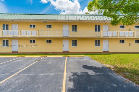 Photo of 505 NW 177th St #136, Miami Gardens, FL 33169 (MLS # A12019667)