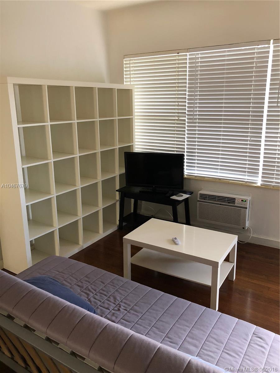 THE LESLIE CONDO - Residential Lease