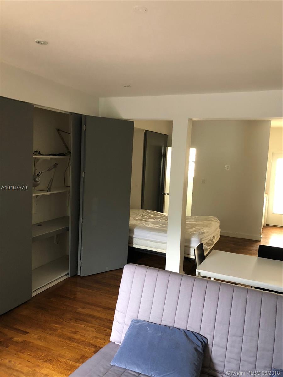 THE LESLIE CONDO - Residential Lease