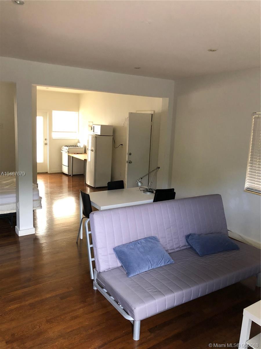 THE LESLIE CONDO - Residential Lease