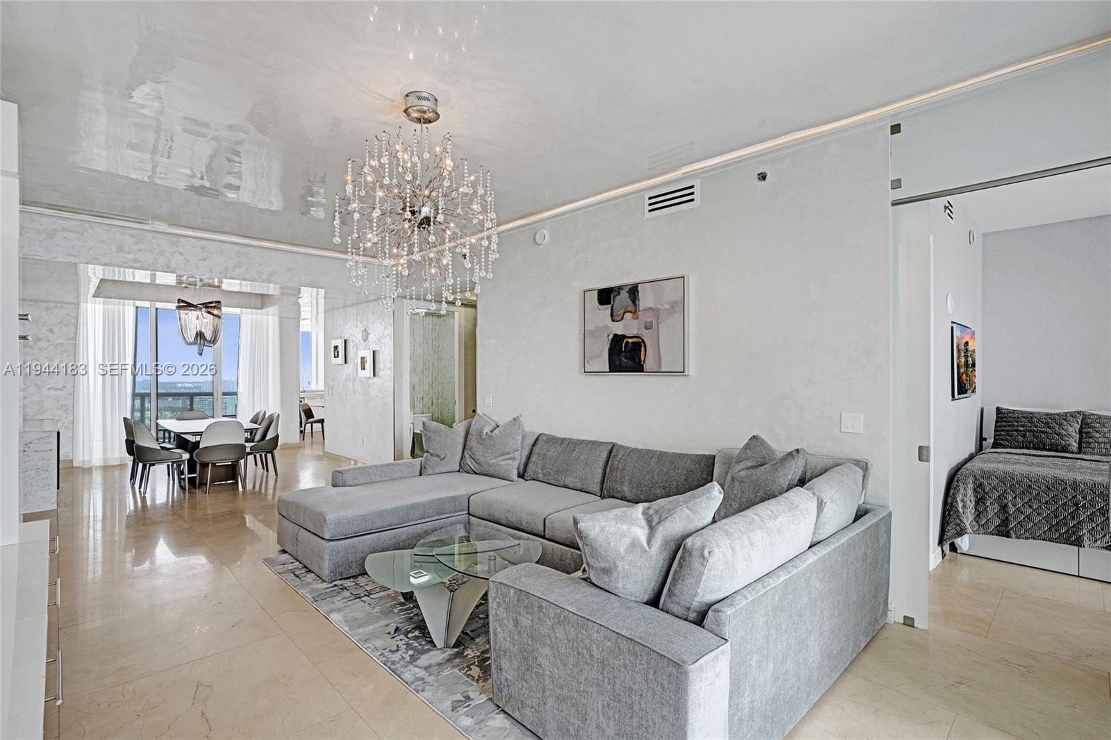 15901 Collins Ave 3006