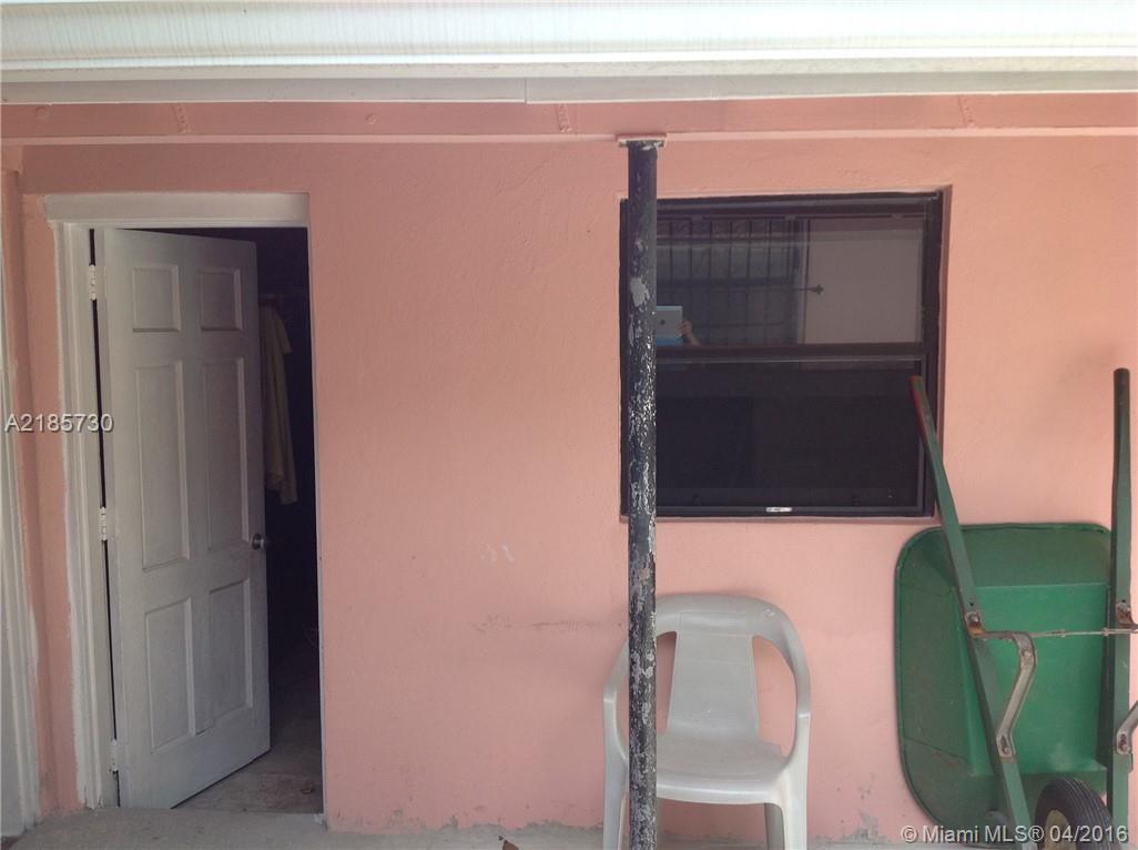 GRANADA GROVES - Residential