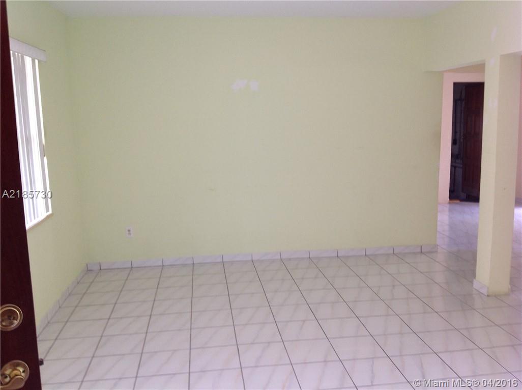 GRANADA GROVES - Residential