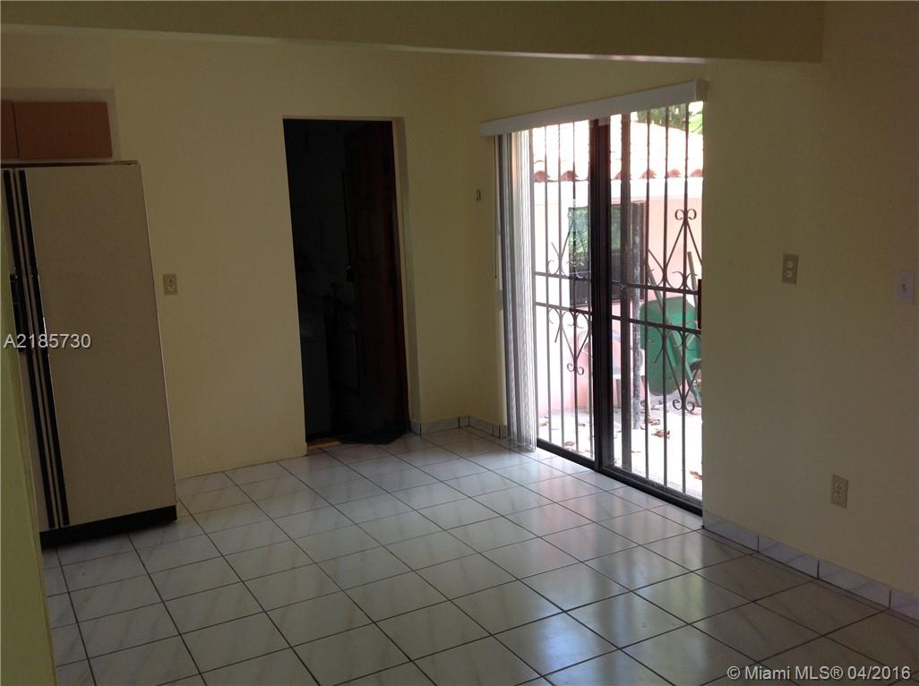 GRANADA GROVES - Residential