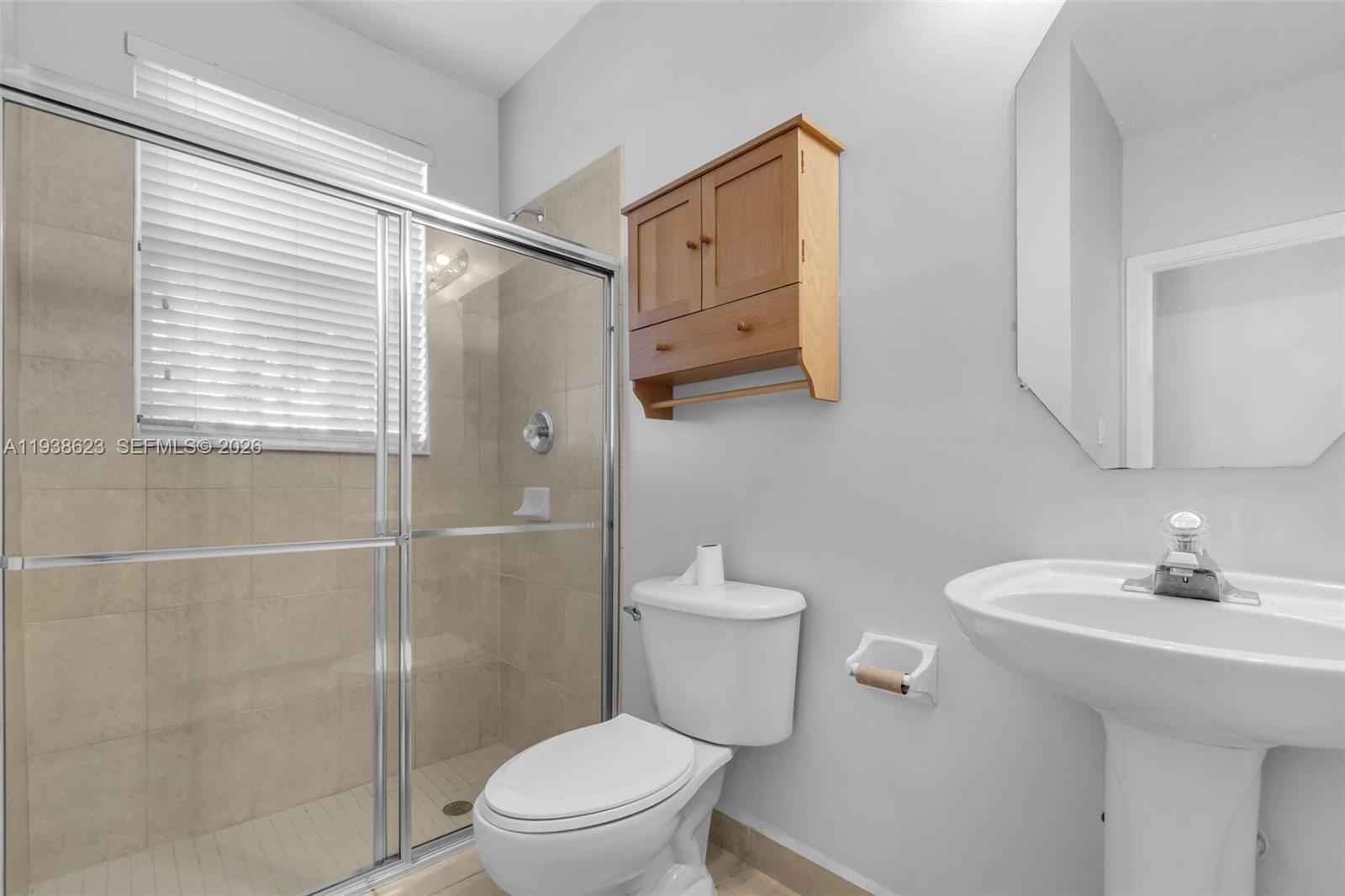 CRESTVIEW LAKES - Residential