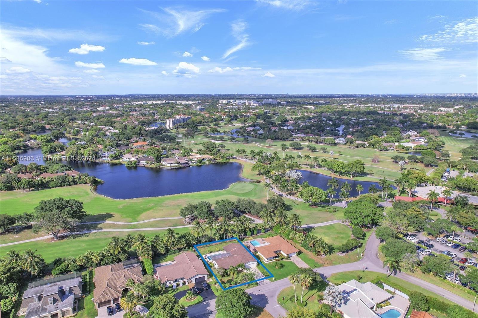 JACARANDA COUNTRY CLUB WE - Residential