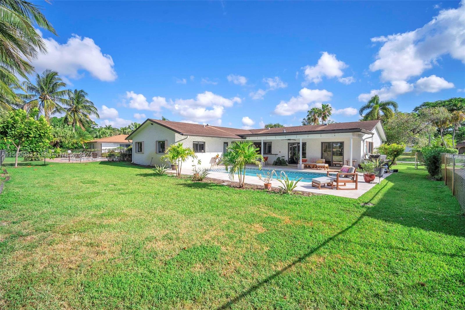 JACARANDA COUNTRY CLUB WE - Residential