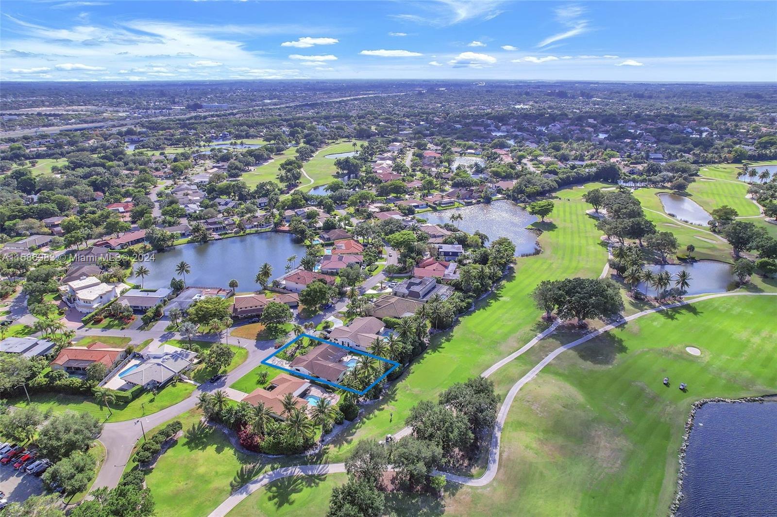 JACARANDA COUNTRY CLUB WE - Residential