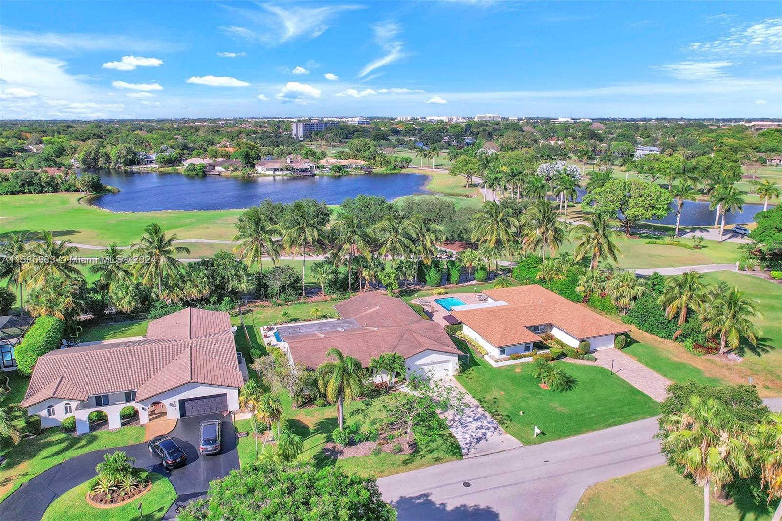 JACARANDA COUNTRY CLUB WE - Residential