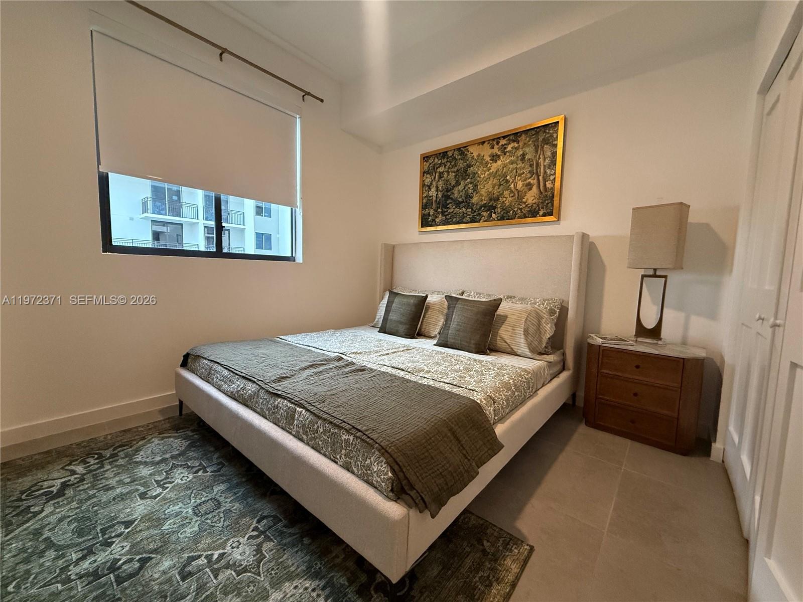 2001 Van Buren St 545