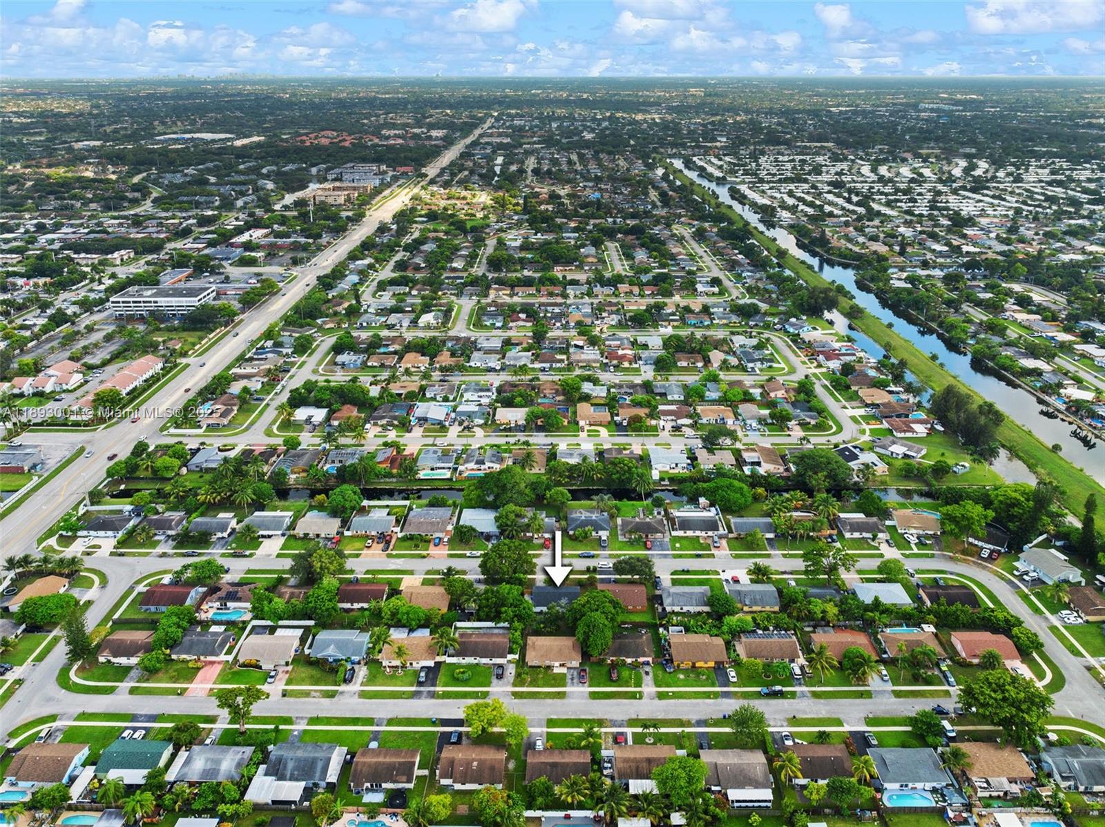 NORTH LAUDERDALE VILLAGE - Residential