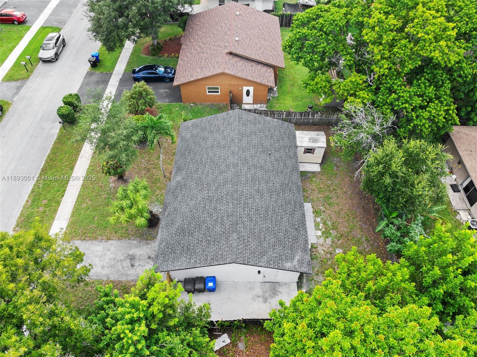 NORTH LAUDERDALE VILLAGE - Residential
