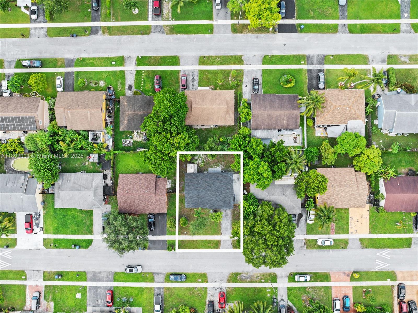 NORTH LAUDERDALE VILLAGE - Residential